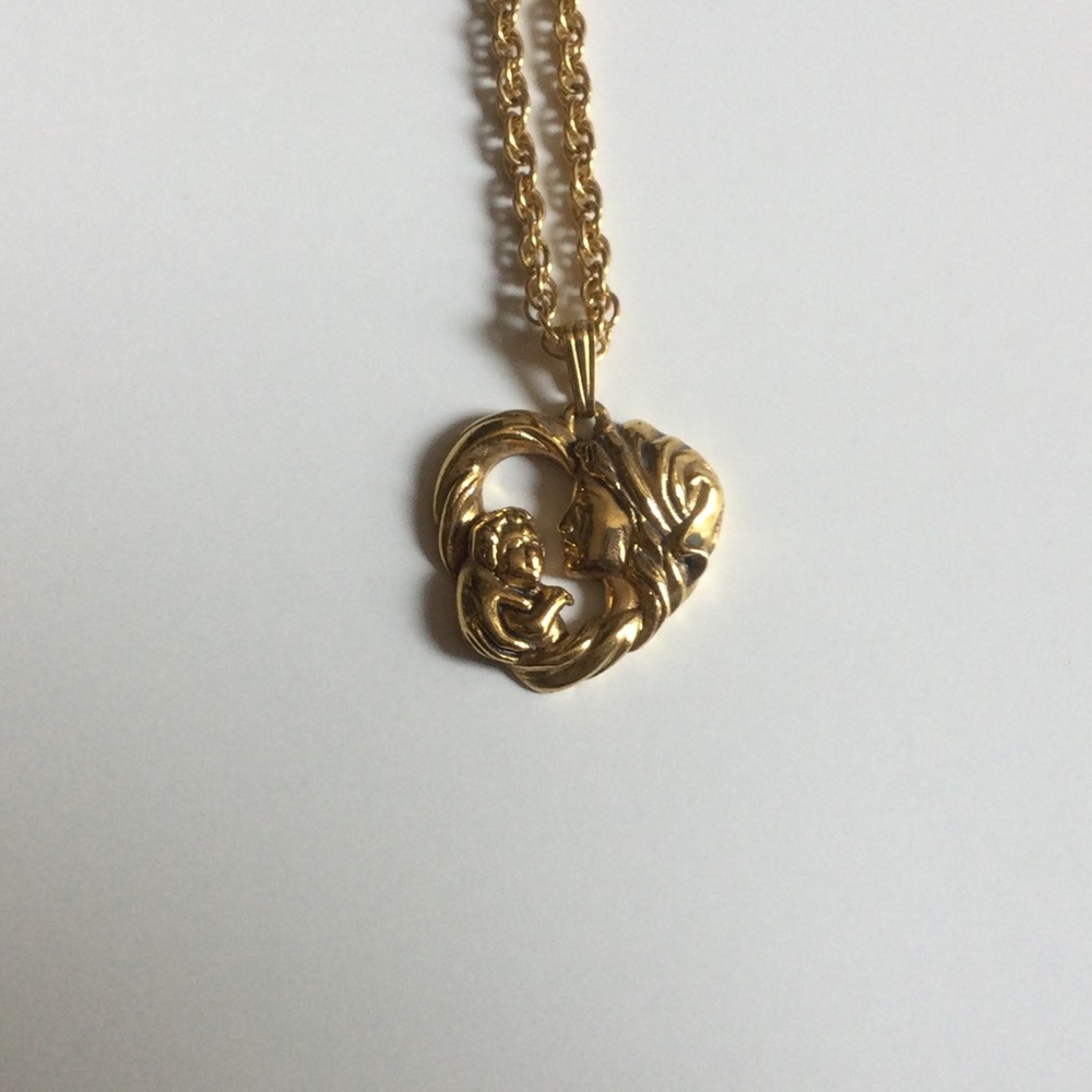 Avon Vintage Mother And Child Gold Necklace